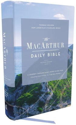 9780785257639 MacArthur Daily Bible 2nd Edition Comfort Print