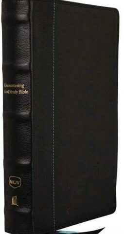 9780785280378 Encountering God Study Bible Comfort Print